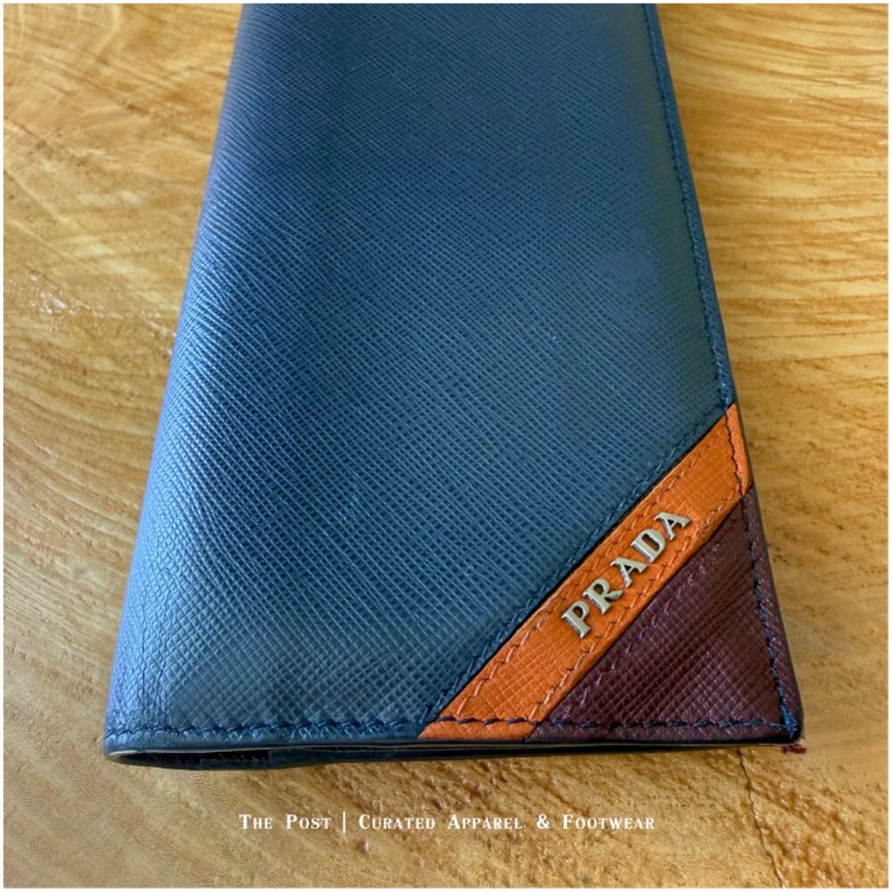 Prada 🏷️ Saffiano Leather Long Bifold Wallet (Unisex)